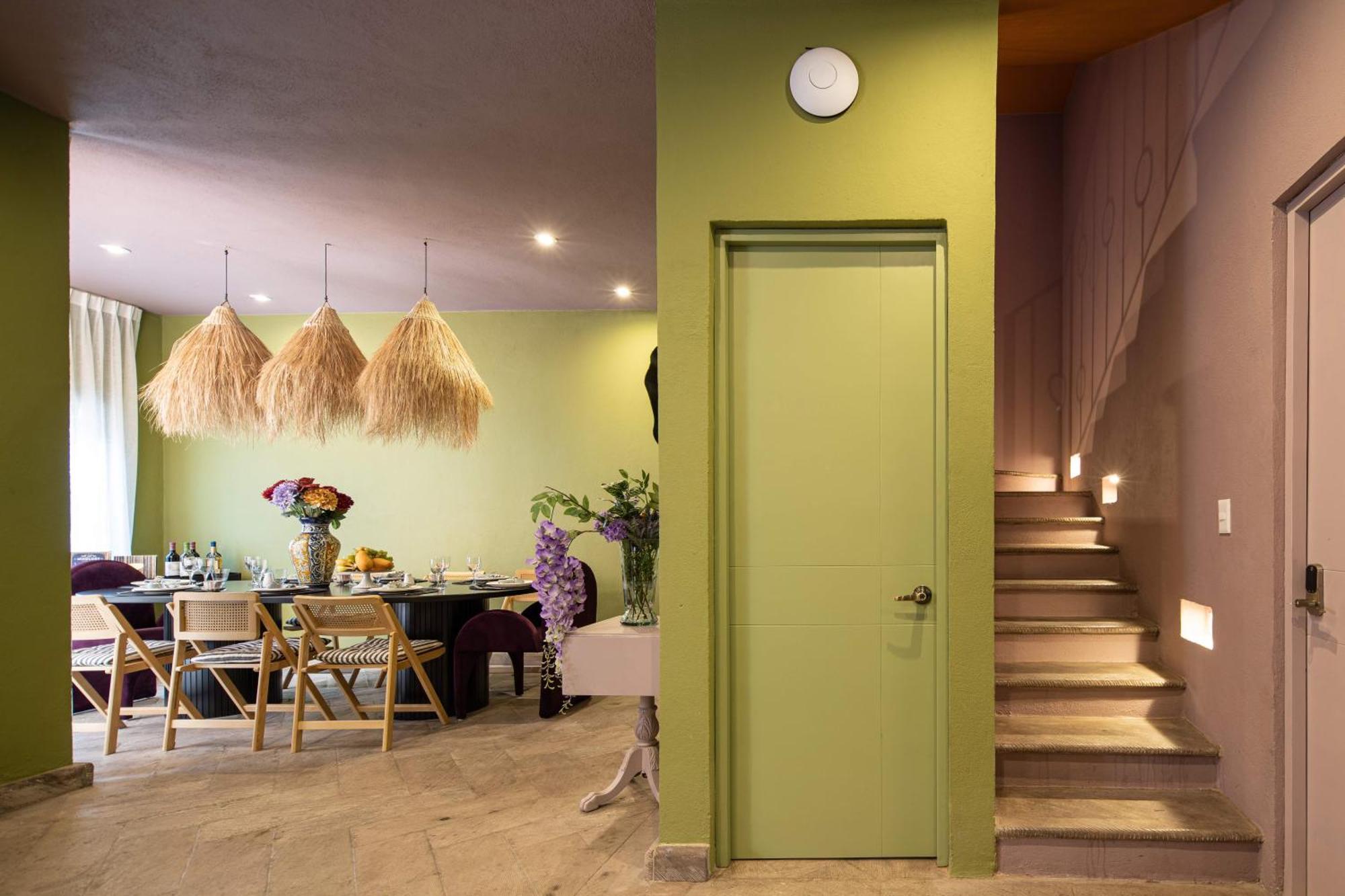 Apartamento Elysian Deco - A Kaleidoscope Of Color *
