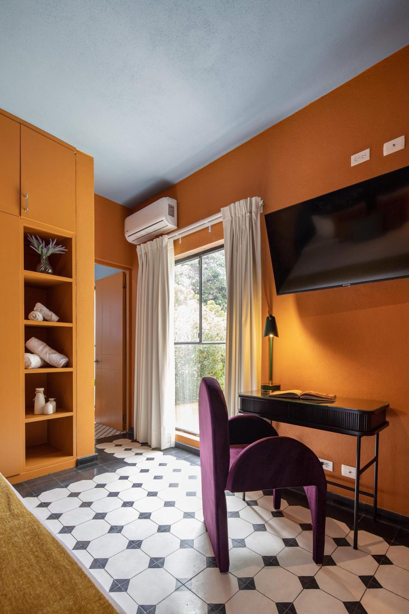Apartamento Elysian Deco - A Kaleidoscope Of Color